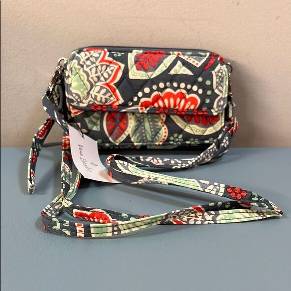 Vera Bradley Nomadic Floral All in One Crossbody Bag NWT - Picture 1 of 7